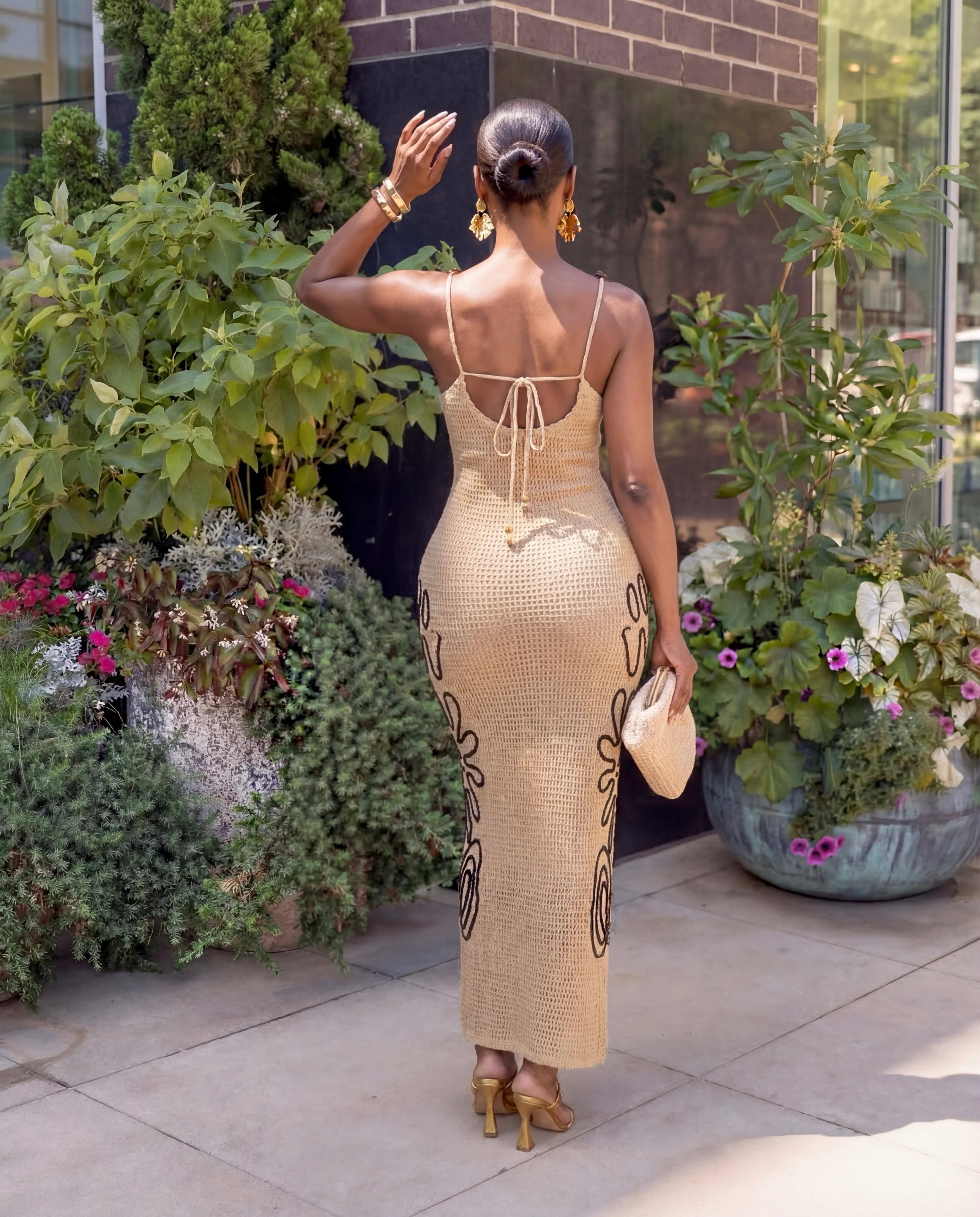 Artistic Silhouette Midi Dress - Image 2