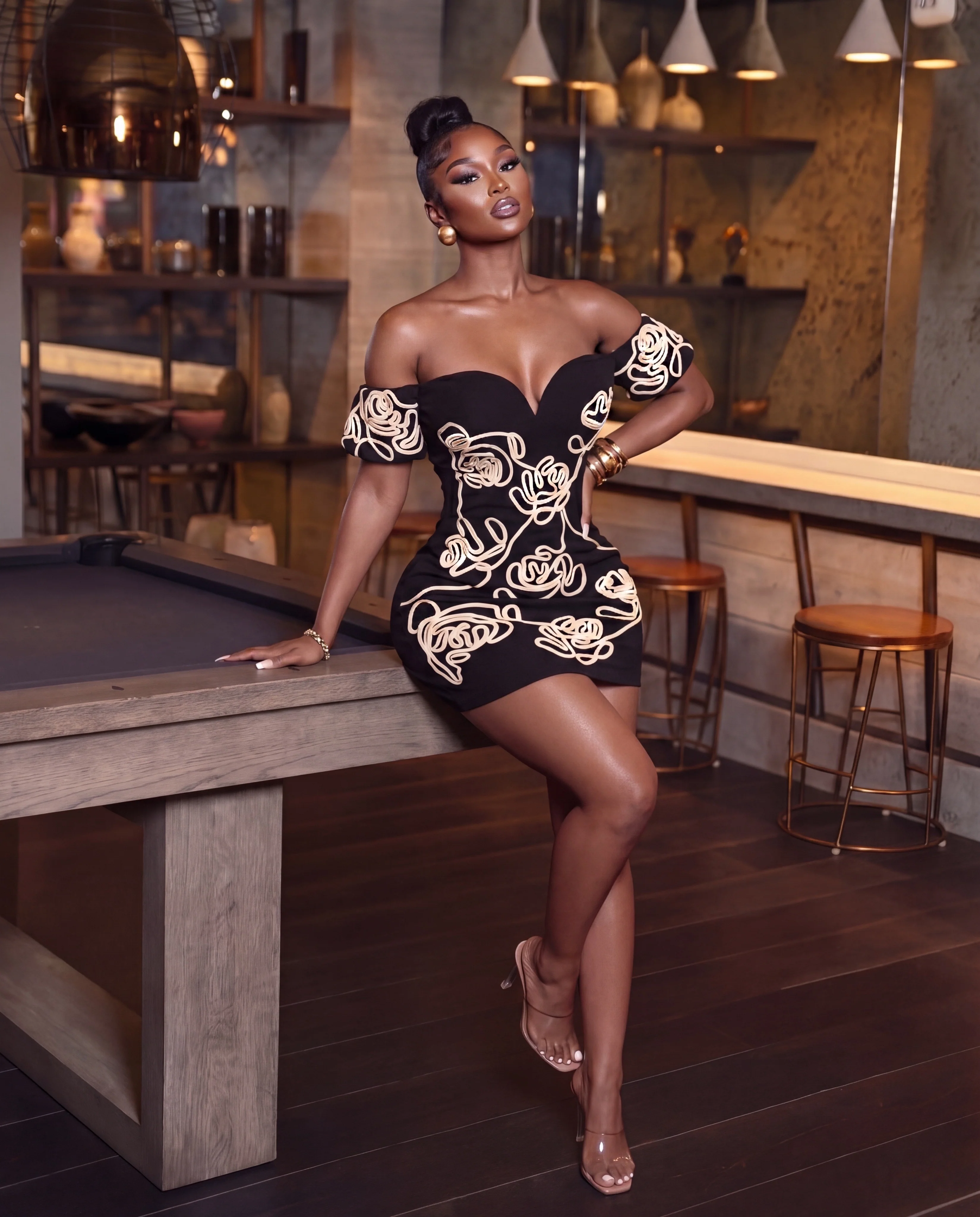 Embroidered Pattern Squiggle Dress - Image 2