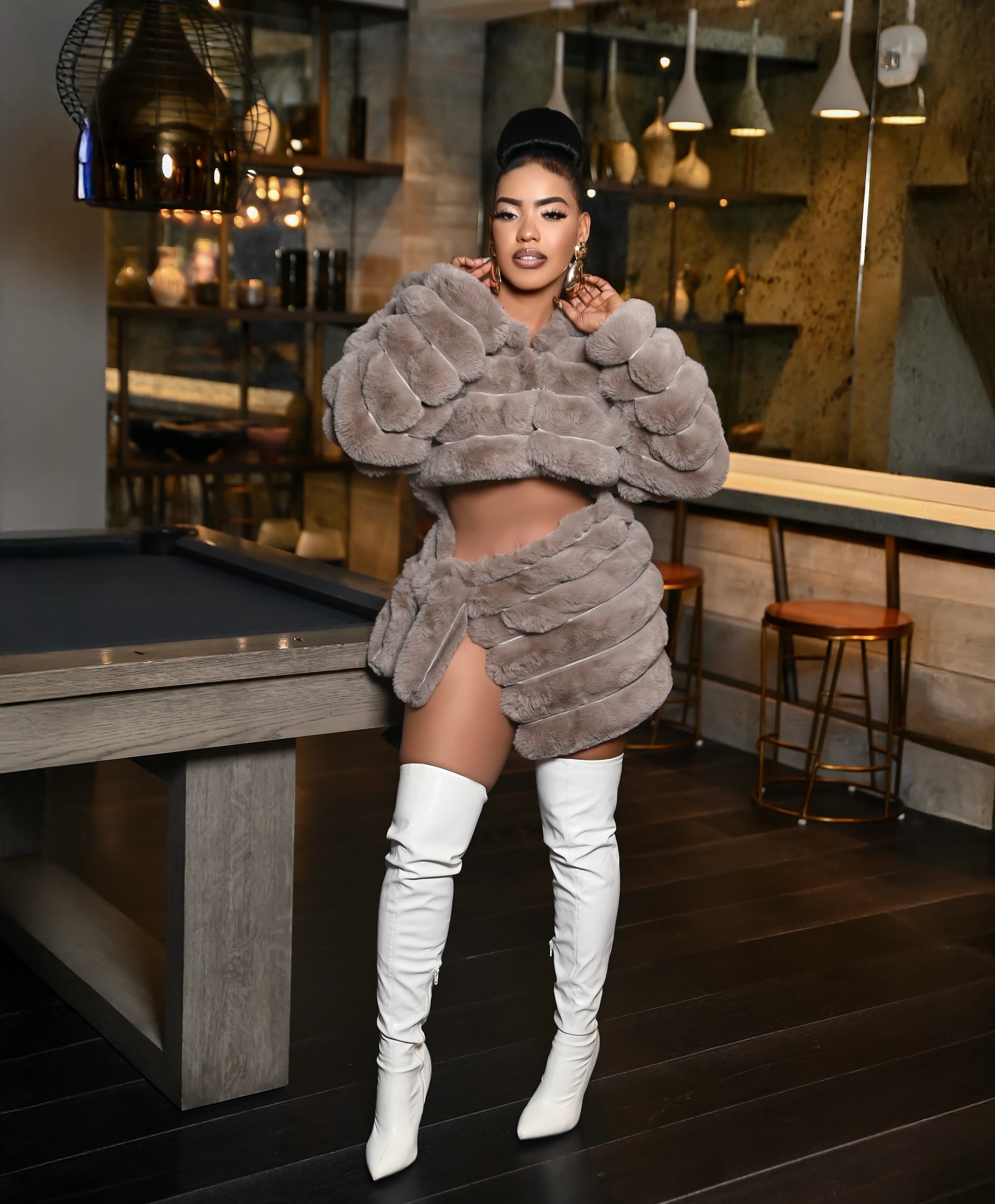 Glacial Glam Fur set - Image 2