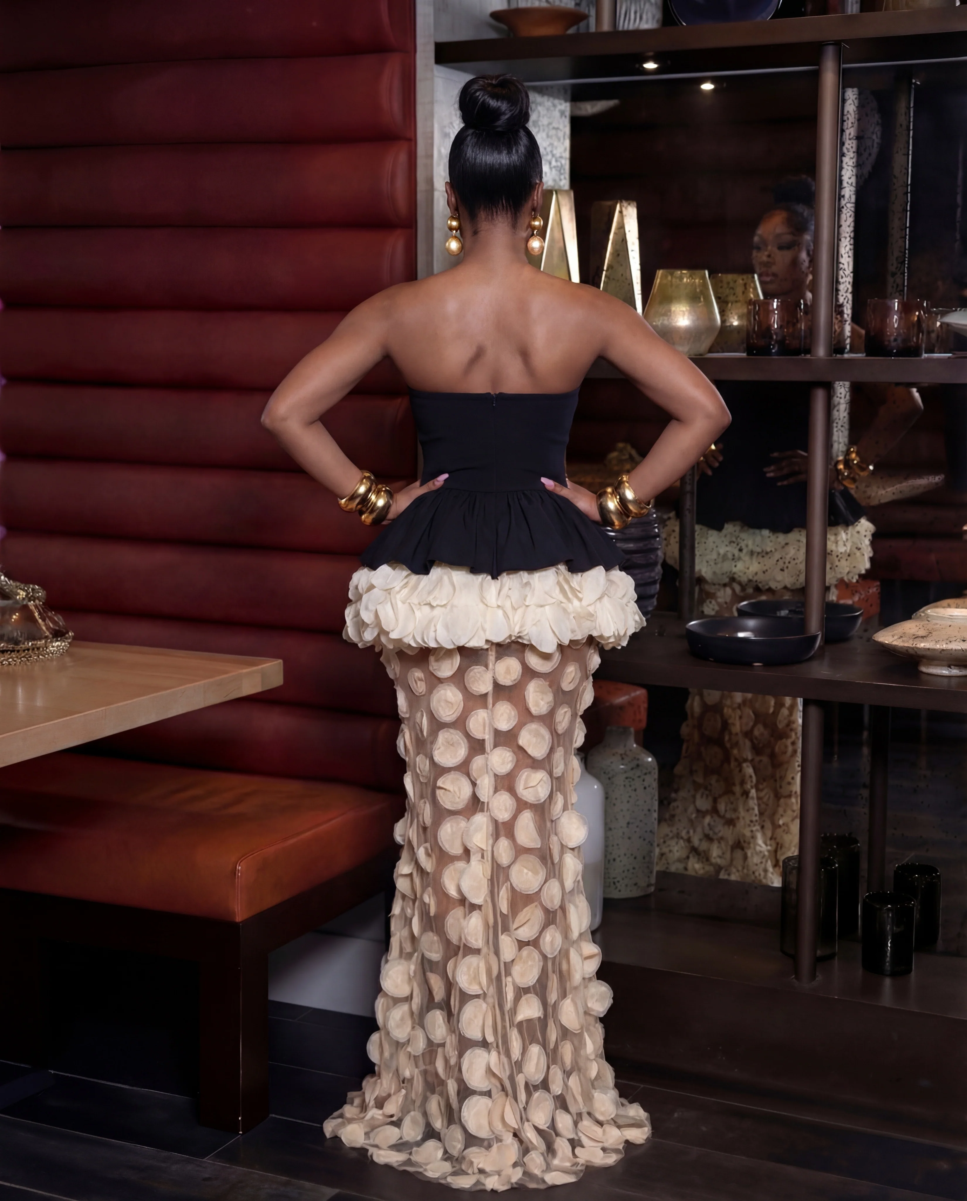 Jalor gown - Image 2