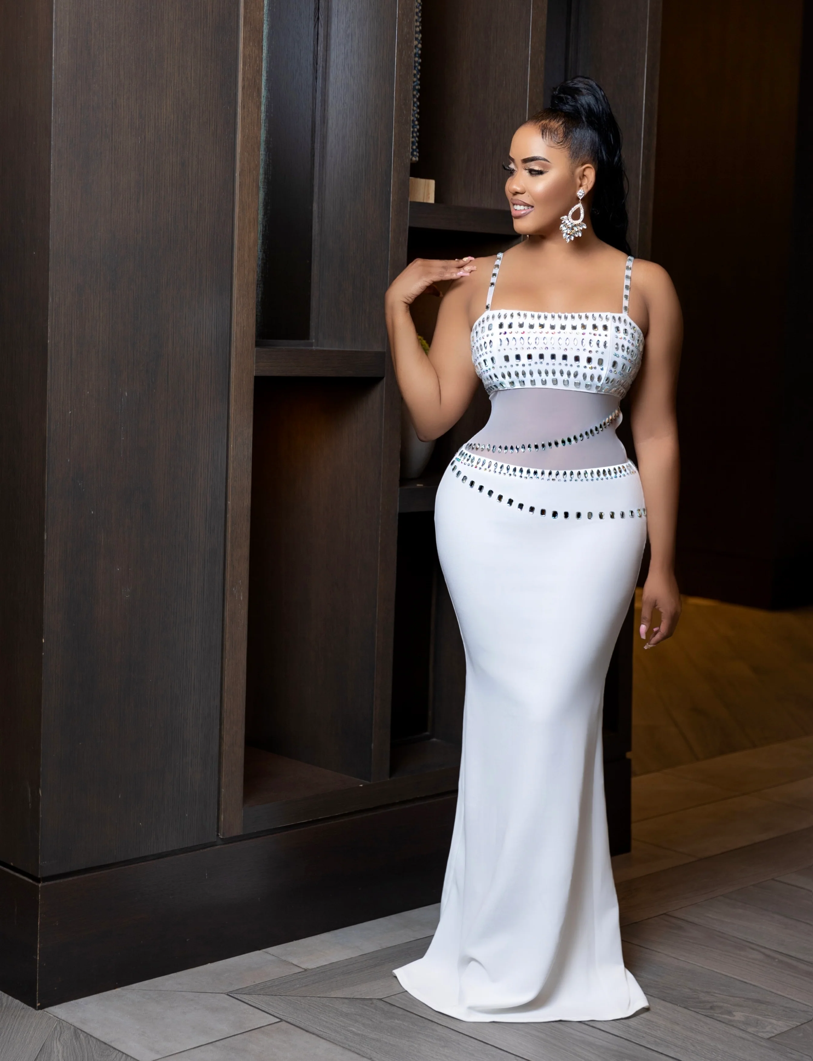 JEWEL EMBELLISHED CONTRAST MAXI DRESS - Image 2