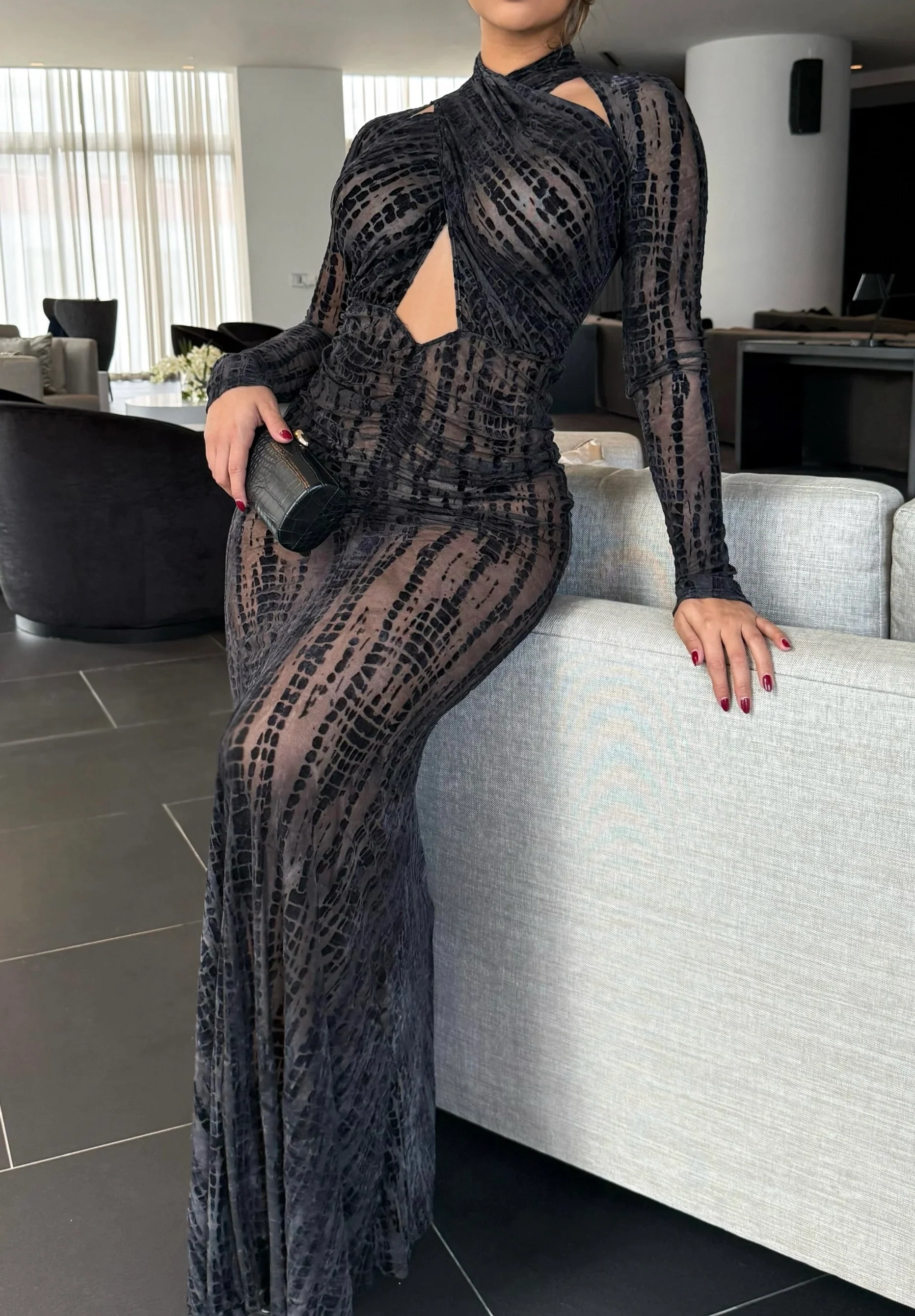 Noir Goddess Maxi - Image 3