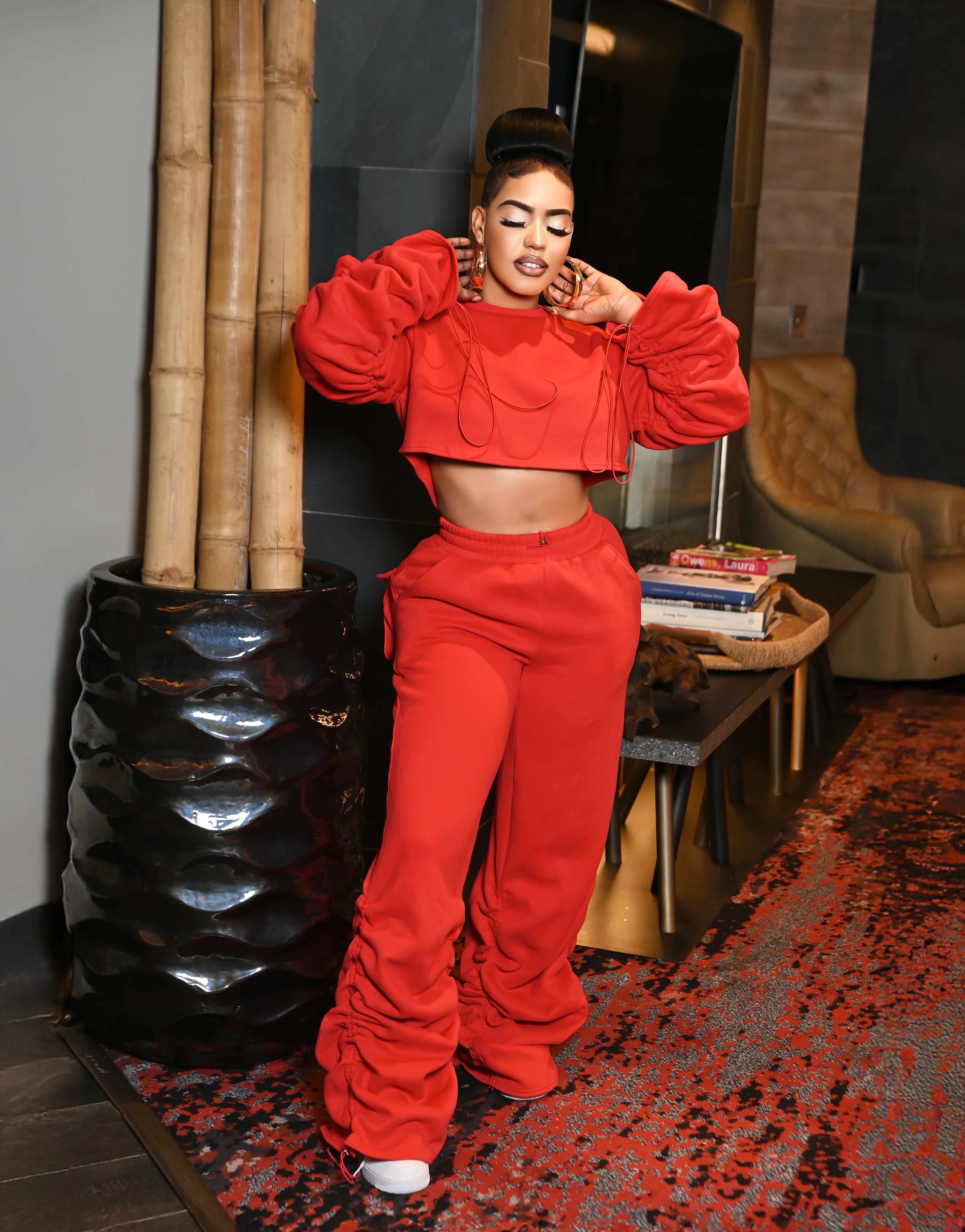 RUCHED SLEEVE CROP TOP & JOGGER LEG PANTS SET