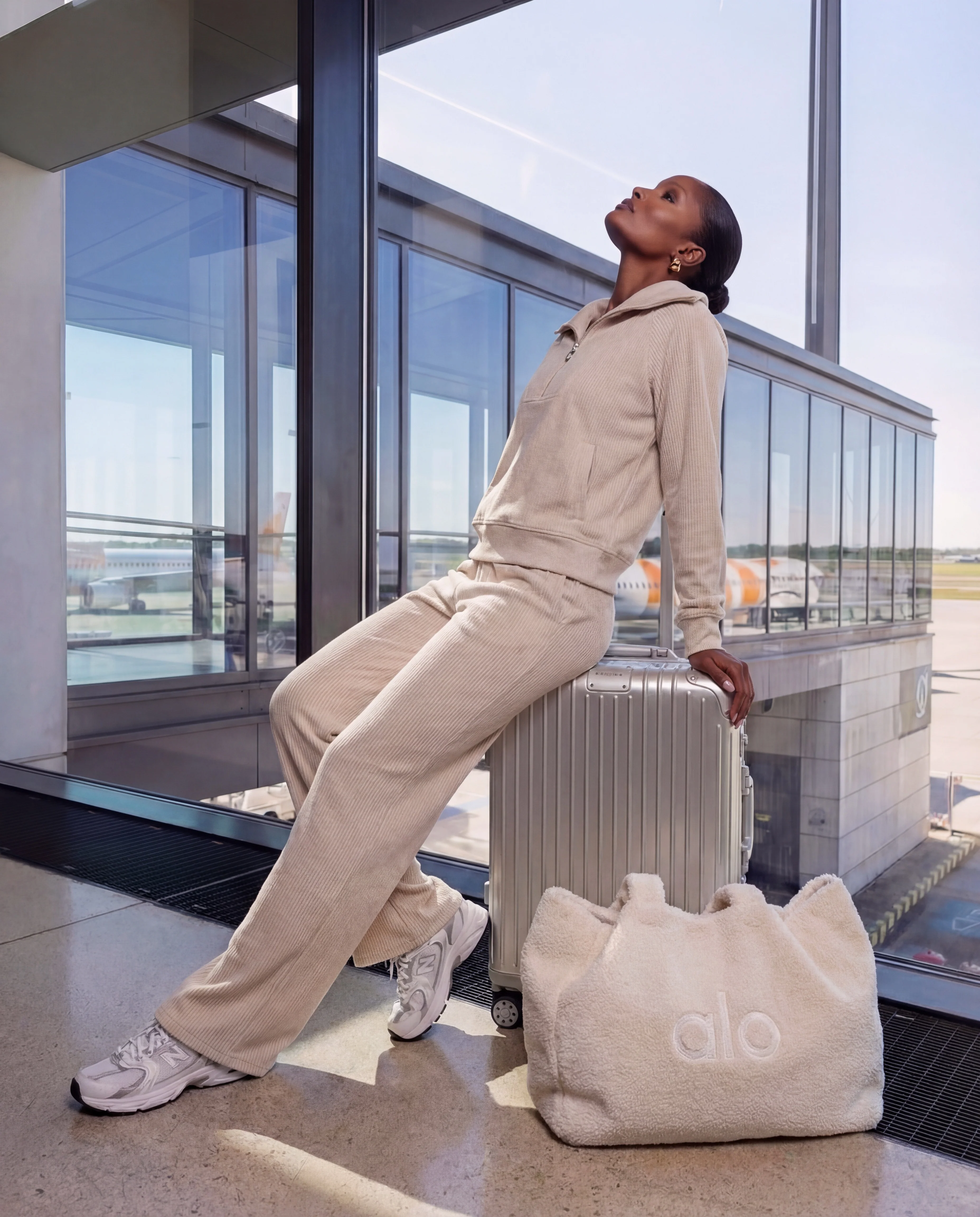 Skyline Chic Travel Set - Image 2